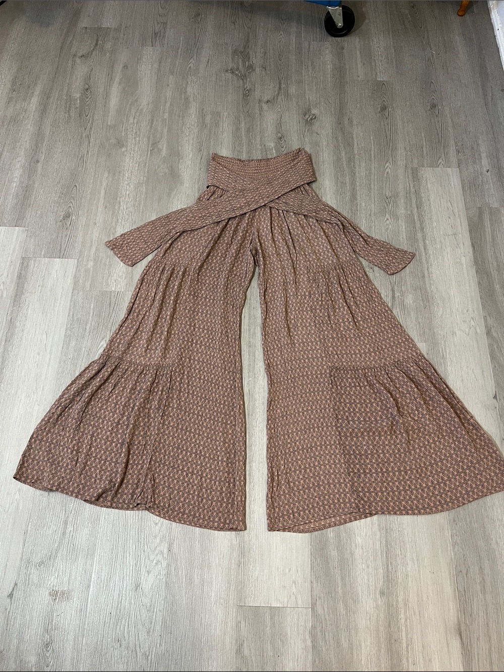 Boho Wide-Leg Smocked Waist Palazzo Pants - Brown